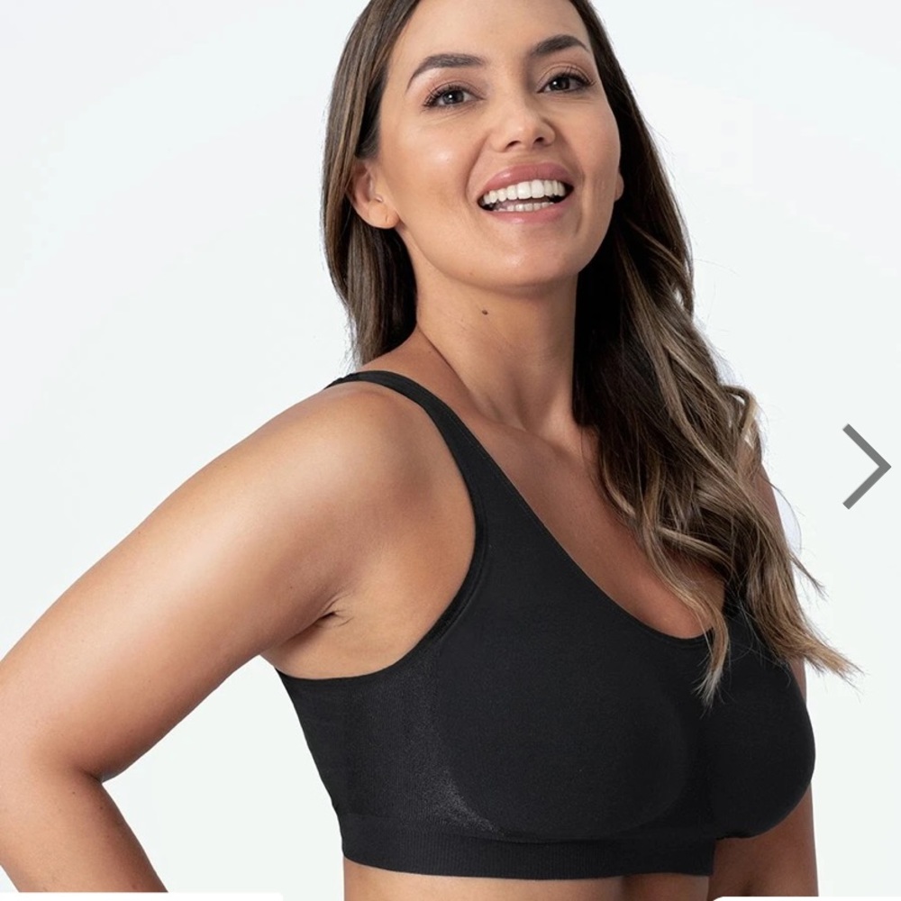 Truekind Daily Comfort Shaper Wireless Shaper Bra in Black NWT